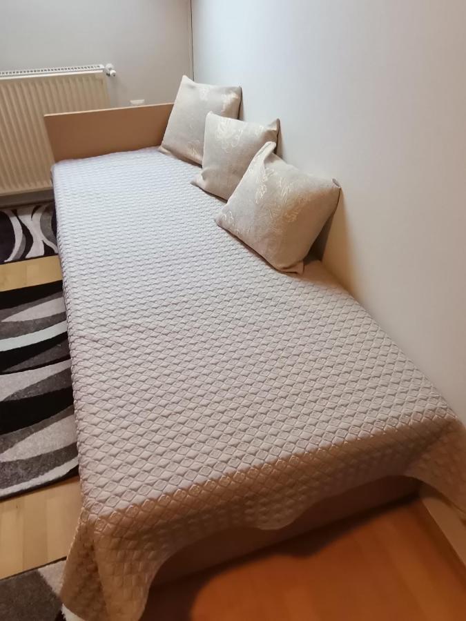 Szoloskert Apartman แชร์สเซกโตไม ภายนอก รูปภาพ